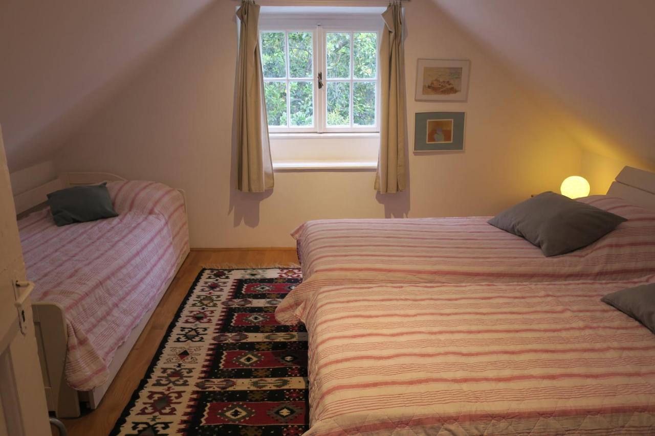 Apartment Miomir