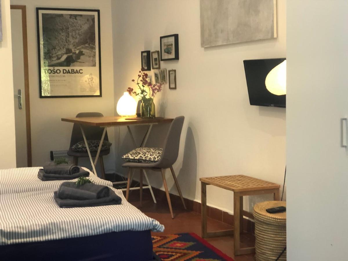 Miomir Apartman *